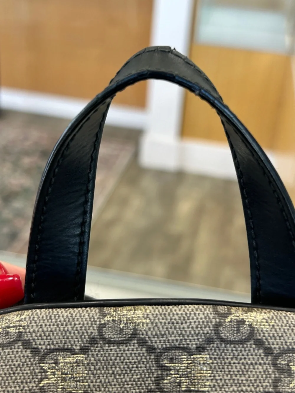 Pre Owned Gucci GG Supreme Bee Print Backpack